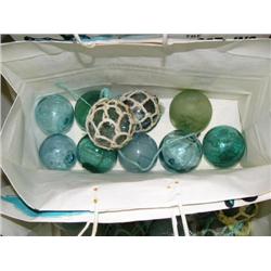 CHOICE on 3 bags of 10 glass floats (2)