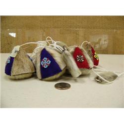 Lot of 4 set of Eskimo yo-yos beautifully beaded circa 1960 (2)