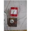 Image 2 : 5 Table Clocks | All Work