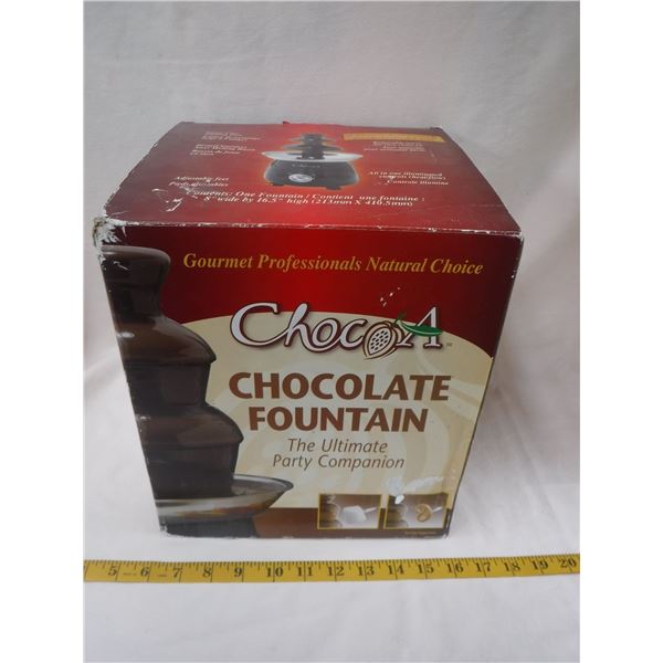 Chocolate Fountain in Box | Tested & Working | Base Has Spme Damage Does Not Affect Usuage