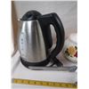 Image 2 : Lot of Kitchen Items | Kettle, Teapot | All Working