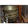 Image 2 : 6 BRASS BOWLS, 2 LOBED OCTAGONAL JARDINIERES, 2 BRASS FIGURAL TURTLE ASHTRAYS & NEPALESE STYLE METAL