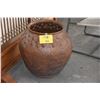 Image 1 : LARGE CERAMIC VESSEL BY SALLY FLETCHER (18" X 19")