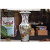 Image 2 : VINTAGE KUTANI JAPANESE PORCELAIN LAMPS W/SHADES (PAIR)
