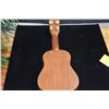 Image 3 : UKULELE