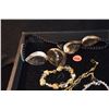 Image 3 : FASHION JEWELRY (5 PCS)