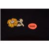 Image 1 : 18K YELLOW SAPPHIRE FLOWER BROOCH, ROUND FACETED YELLOW SAPPHIRES IN PETALS (6.25 CTW) & ROUND BRILL