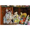 Image 2 : COLLECTION OF JAPANESE FIGURINES (19 PCS)