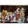 Image 3 : COLLECTION OF JAPANESE FIGURINES (19 PCS)