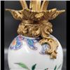 Image 12 : Pair Of 18th C Chinese Export Porcelain Vases Mounted On Ormolu Bronze Candelabras
