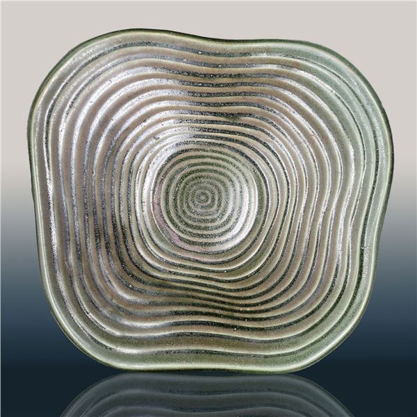 Vintage Japanese Ichiban Bowl with Signature.