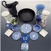 Image 1 : 18Pc Lot Of Wedgewood Porcelain