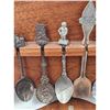 Image 15 : A Large Lot Of Souvenir Spoons Silver, Silverplated And Pewter With Enamels Assorted