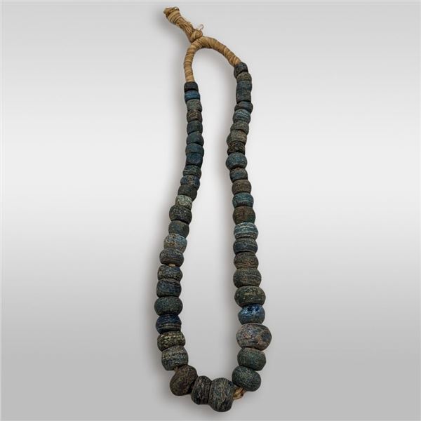 A Large 19th Century Turquoise Hebron Glass Bead And Straw Necklace, 48 Beads