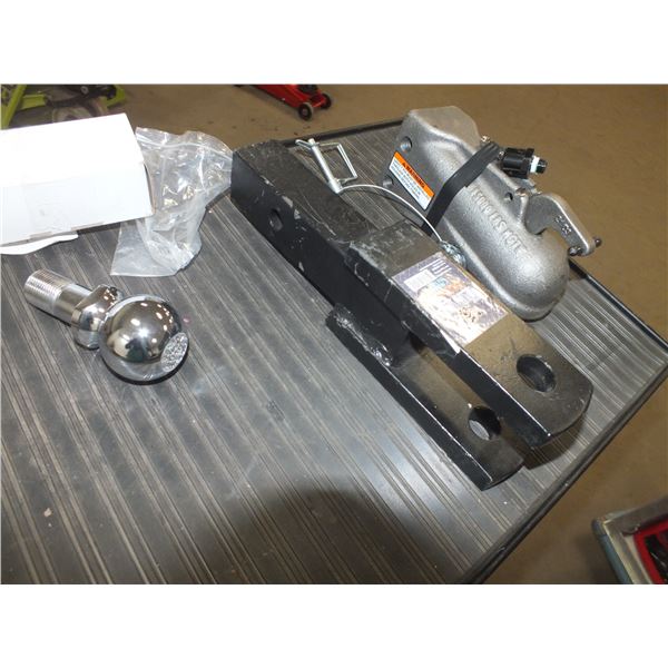 Trailer Hitch Lot