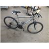 Image 1 : CCM 21 Speed Bicycle