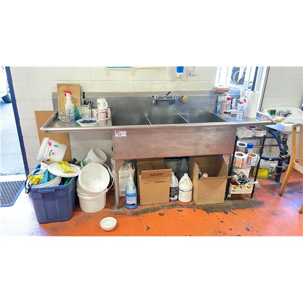 STAINLESS STEEL 3 BAY COMMERCIAL WASH SINK 90"W X 28"D X 44"H