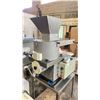 Image 2 : DEIGHTON MANUFACTURING FORMATIC COMMERCIAL M/C 115V DOG PATTY MAKER/ BISCUIT MAKER