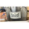 Image 2 : SELECT BLACK COMMERCIAL PUNCHING BAG
