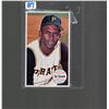 Image 1 : Roberto Clemente 1964 Topps Giants #11 in spectacular condition.