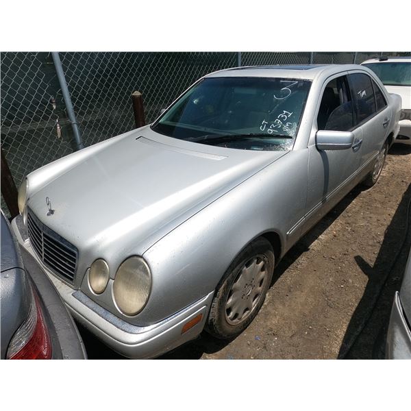 MERCEDES E CLASS 1999 T-DONATION