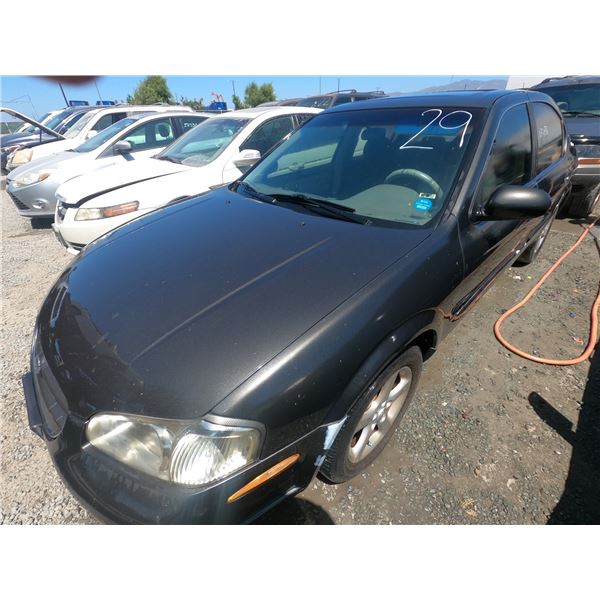 NISSAN MAXIMA 2000 T-DONATION