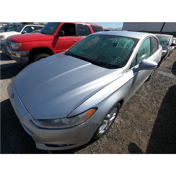 FORD FUSION 2015 L/S  SALV