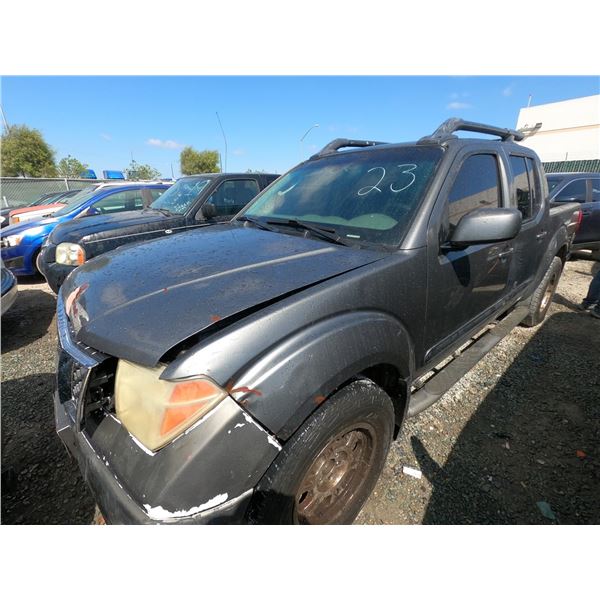 NISSAN FRONTIER 2005 T