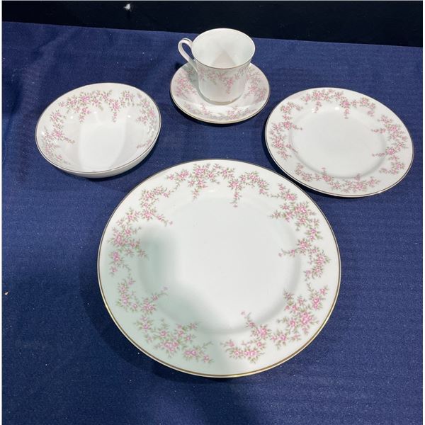 One Place Setting of Premiere April Rose China