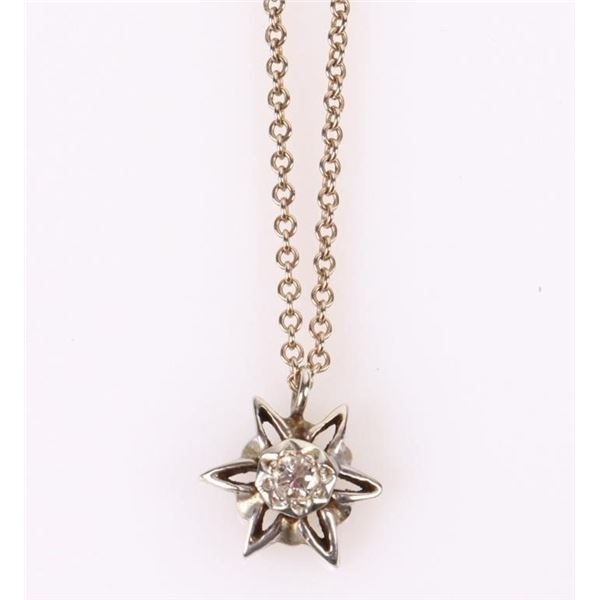 14K YELLOW GOLD 0.15CT DIAMOND STAR NECKALCE