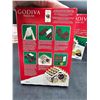 Image 2 : Godiva Holdiay Chocolate Cookie Mini House Kit (2ct)