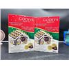 Image 1 : Godiva Holdiay Chocolate Cookie Mini House Kit (2ct)