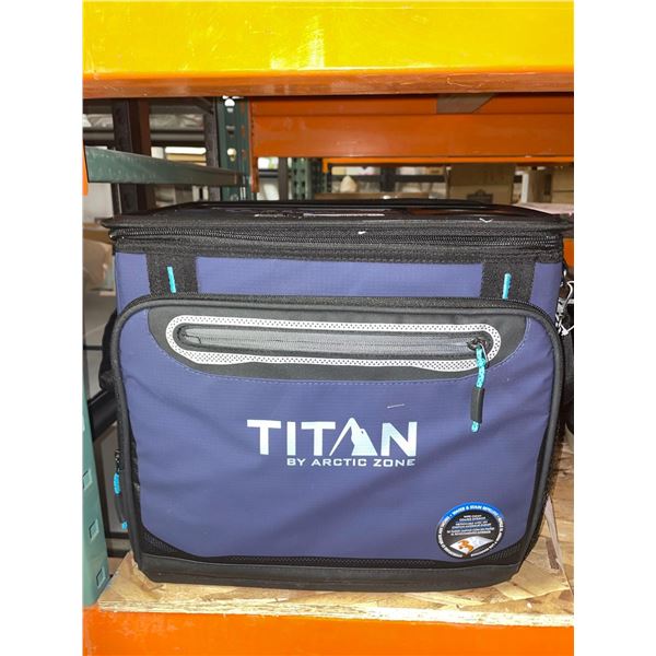 Titan by Artic Zone Cooler Bag