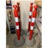 Image 1 : Lot of 4 Orange Reflective Stanchions