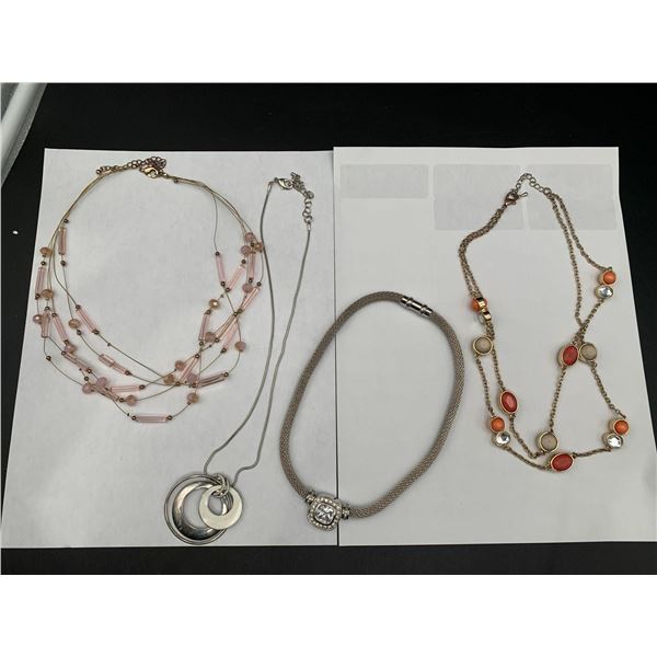 ESTATE - Lot of assorted estate jewelry, necklaces, etc