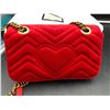 Image 4 : Gucci Red Velvet Small Marmont Bag