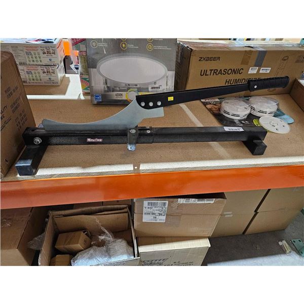 Brutus Laminate Flooring Cutter