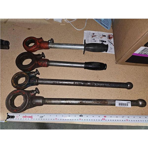 Lot of 4 Assorted Rigid Ratcheting Pipe Threaders
