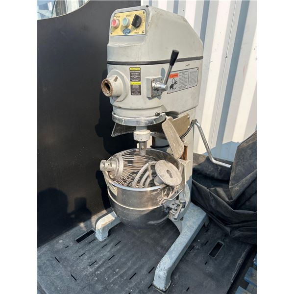 Globe Industrial 30 Quart Dough Mixer upright with bowl and attachments