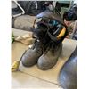 Image 3 : TWO PAIRS OF BOOTS WITH SAFETY HARNESS