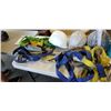 Image 2 : SAFETY HARNESSES AND HARD HATS