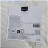 Image 2 : 2 BRAND NEW IVORY PLUSH THROW BLANKETS