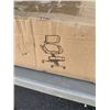 Image 2 : VIVO ERGONOMIC KNEELING CHAIR WITH BACK SUPPORT