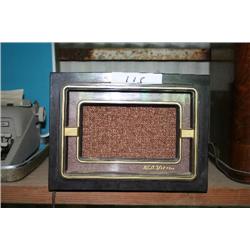 ANTIQUE RECORD PLAYER