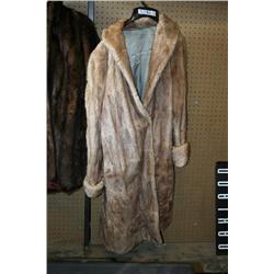 FUR COAT