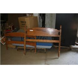 HEAD AND FOOT BOARDS