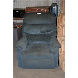 RECLINER