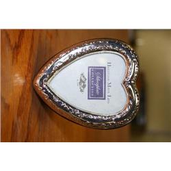 HEART PHOTO FRAME