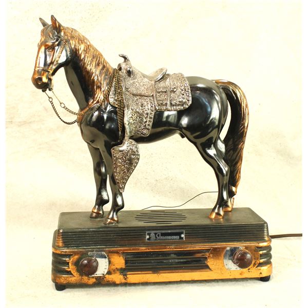 Antique Horse Radio