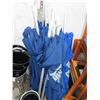 Image 1 : 7-Modela Blue Patio Umbrella - 7 X $